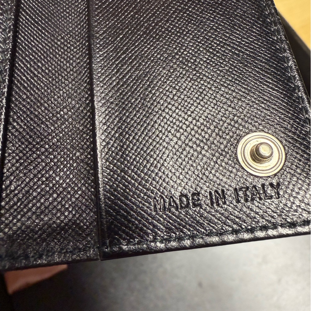 /traded/Prada Tessuto Key Holder - Picture 9 of 13